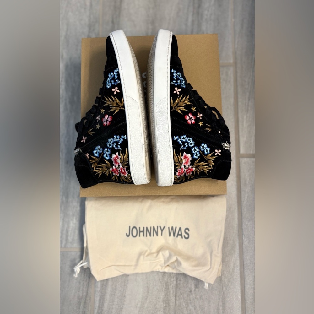 Johnny Was Emiko High-Top Sneakers - Picture 8 of 11